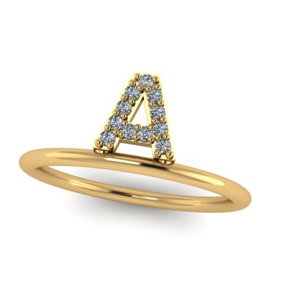 Anillo con inicial y circonitas